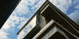 Fachada del edificio del CEFE Chapinero.