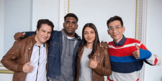 Foto de jóvenes bogotanos.