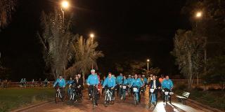 Recorrido por iluminación de biblioteca Virgilio Vargas - Foto: Prensa Alcaldía Bogotá / Diego Bauman Recorrido por iluminación de biblioteca Virgilio Vargas - Foto: Prensa Alcaldía Bogotá / Diego Bauman