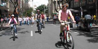 Ciclopaseo - Foto: mikesbogotabikeblog.blogspot.com Ciclopaseo - Foto: mikesbogotabikeblog.blogspot.com