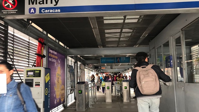 Usuarios de TransMilenio tendrán WiFi Gratis - Foto: TransMilenio Usuarios de TransMilenio tendrán WiFi Gratis - Foto: TransMilenio